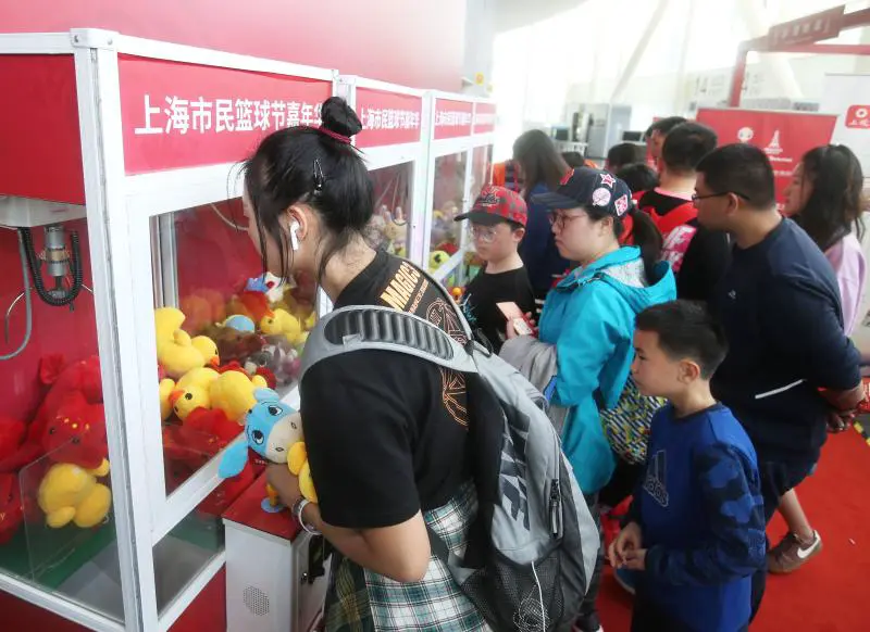 如何利用力量训练提高篮球运动员的弹跳力?_1
